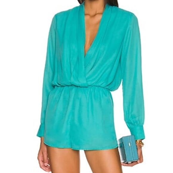 Superdown NWT Kaycie Teal Drape Neck Flowy Crepe Long Sleeve Cut-Out Romper XXS - Picture 1 of 9